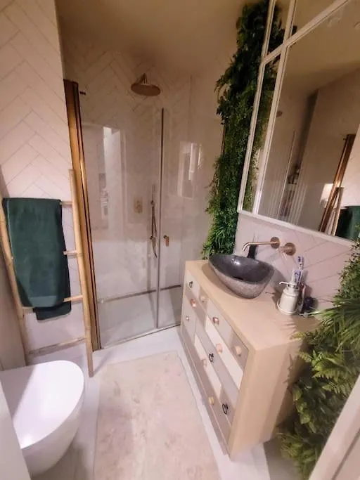 Apartament Warsaw Jungle 0*,
